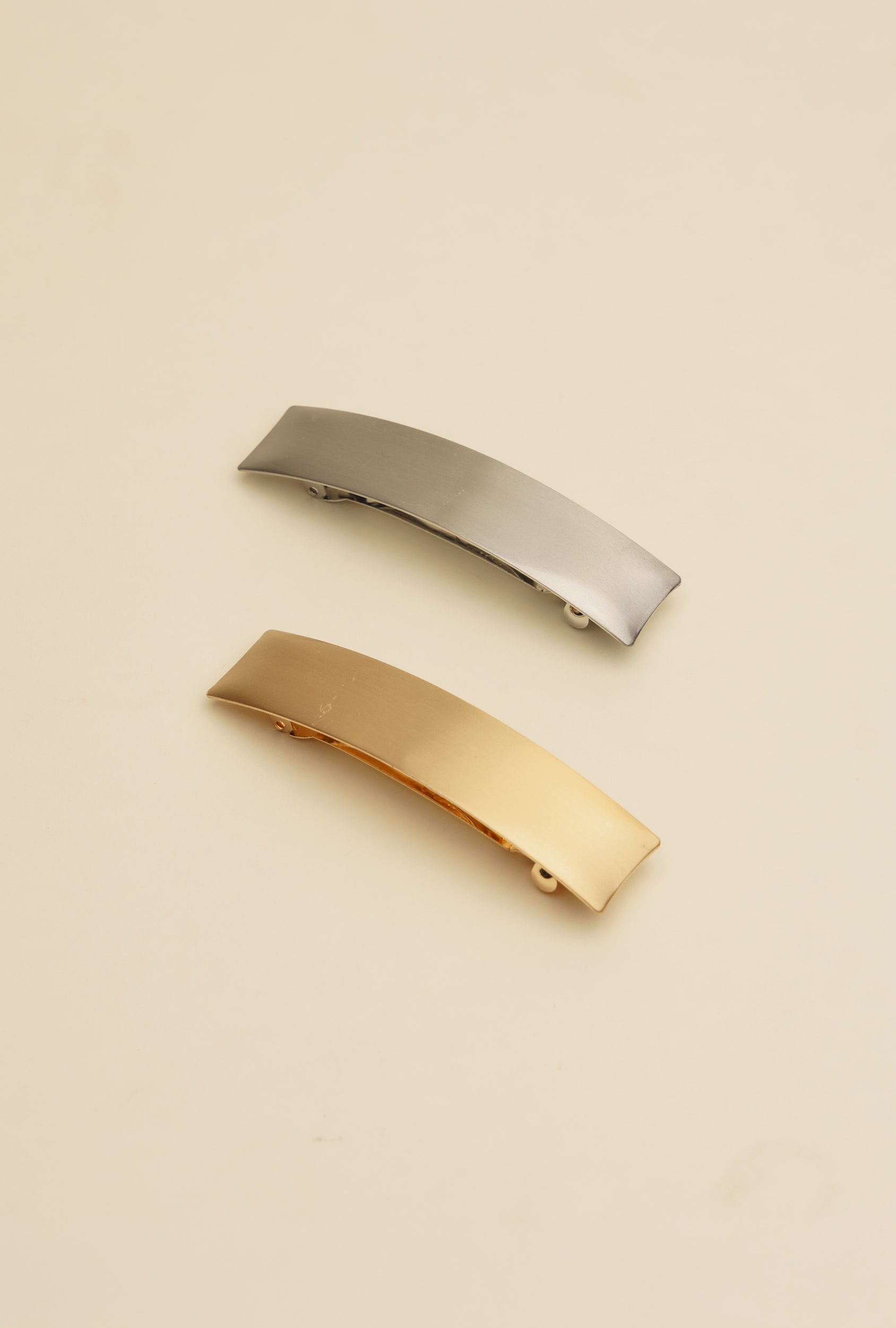 קולקציית סיכות מתכת