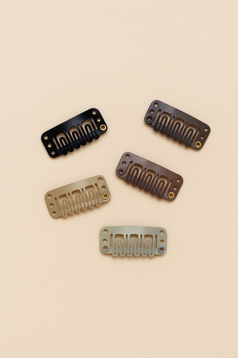 קליפסים לתוספות שיער בצבעי שחור, חום כהה, חום בהיר, שטני ובלונדיני