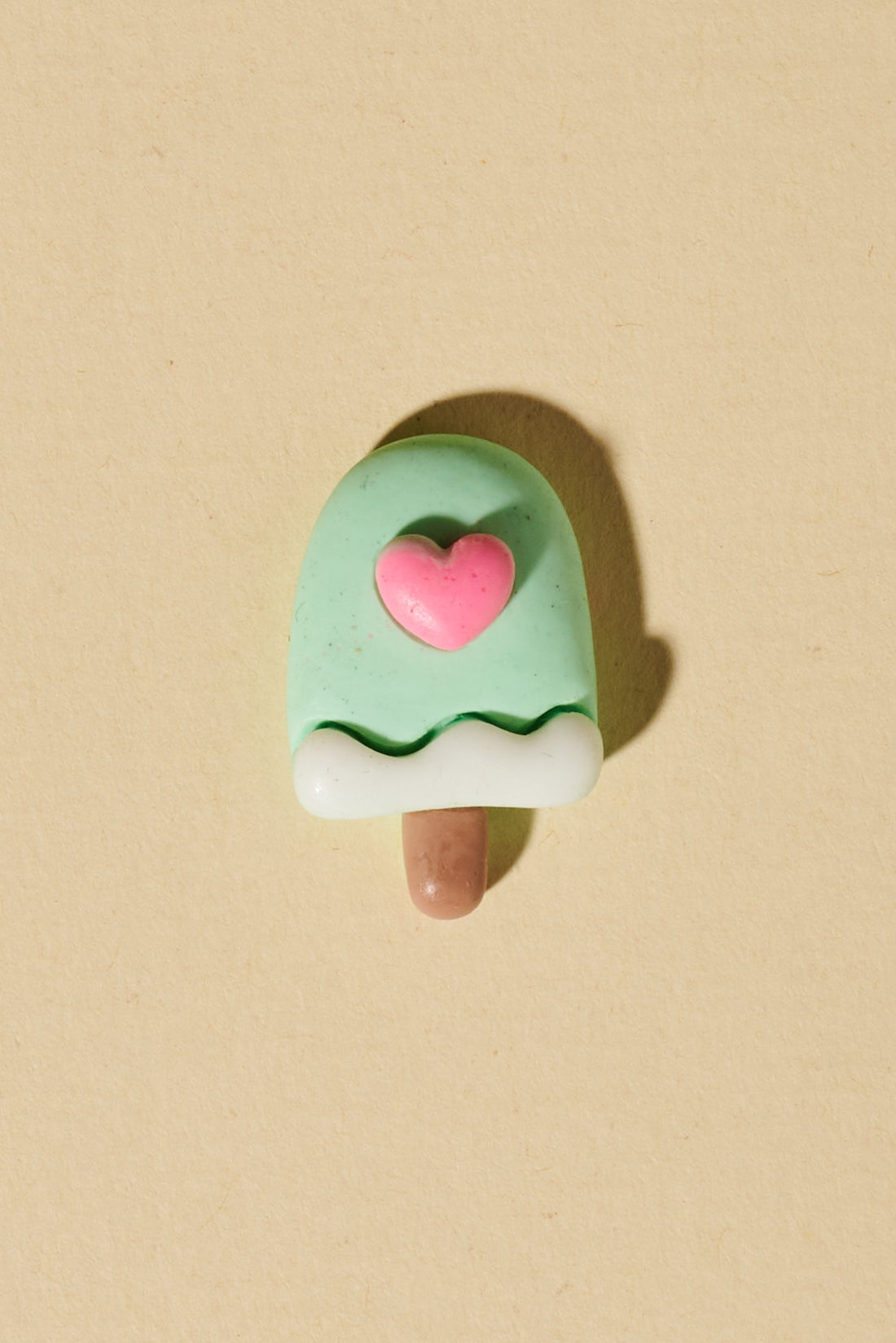 Magic Braids Charms - Shufizoo - 
Turquoise Popsicle with a Pink Heart