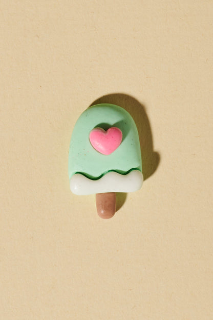 Magic Braids Charms - Shufizoo - 
Turquoise Popsicle with a Pink Heart