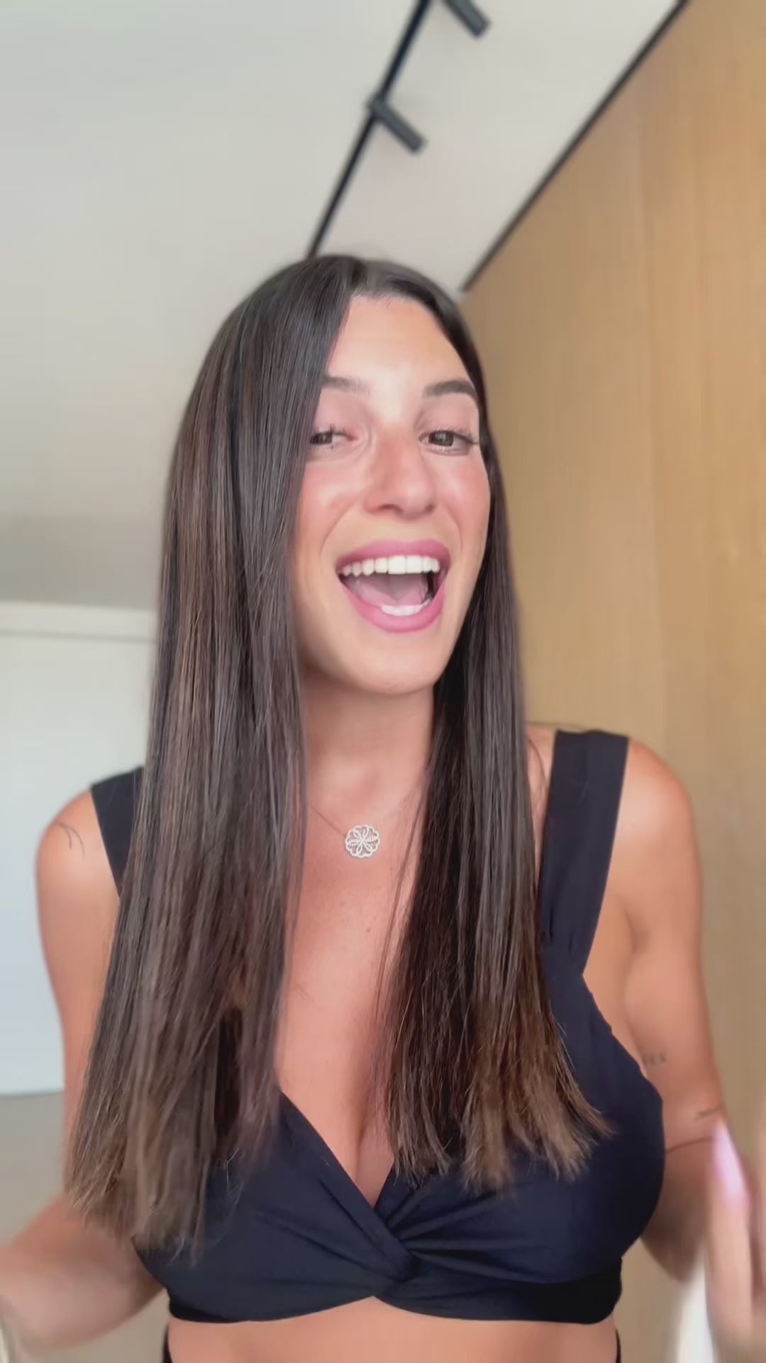איך לחבר תוספות לשיער