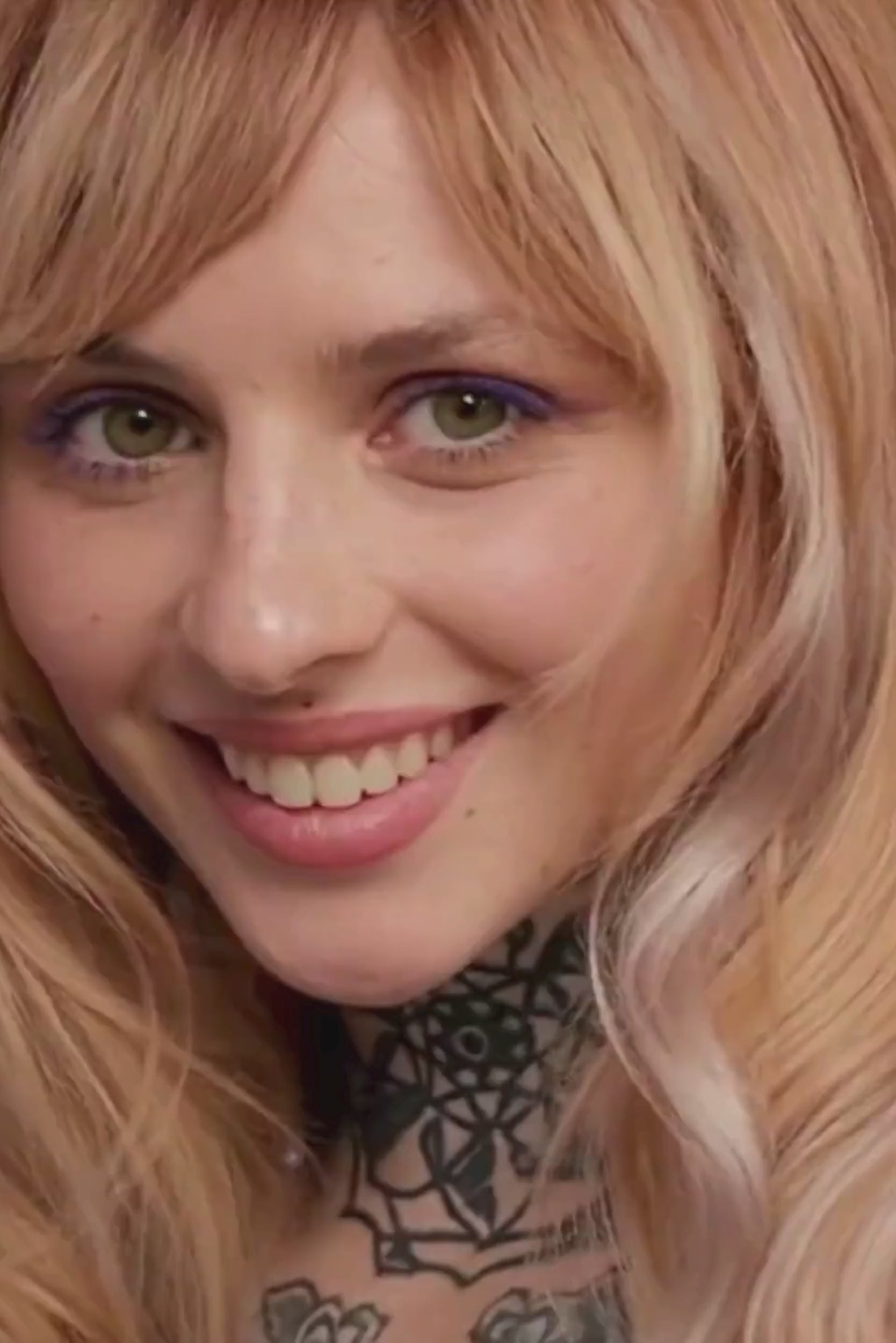 גוון שיער טבעי - אפור בהיר