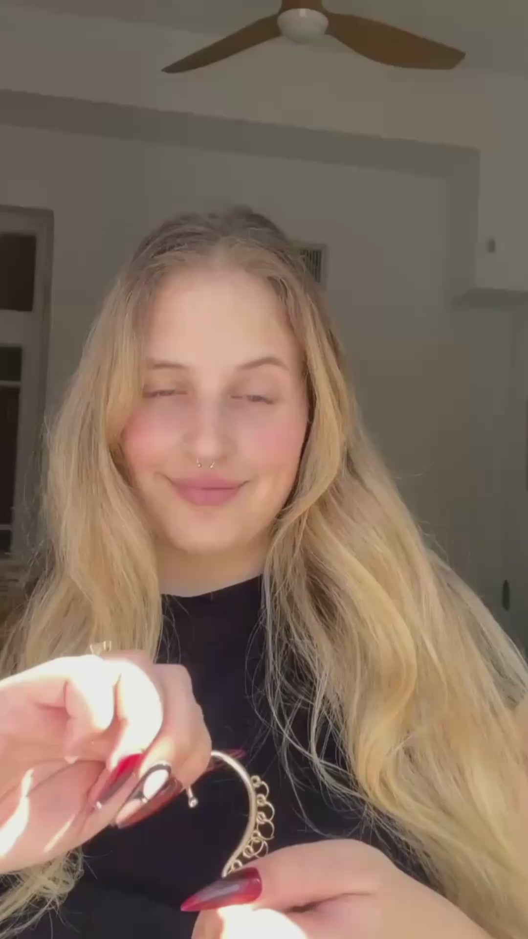 How to connect Ear Jewlery